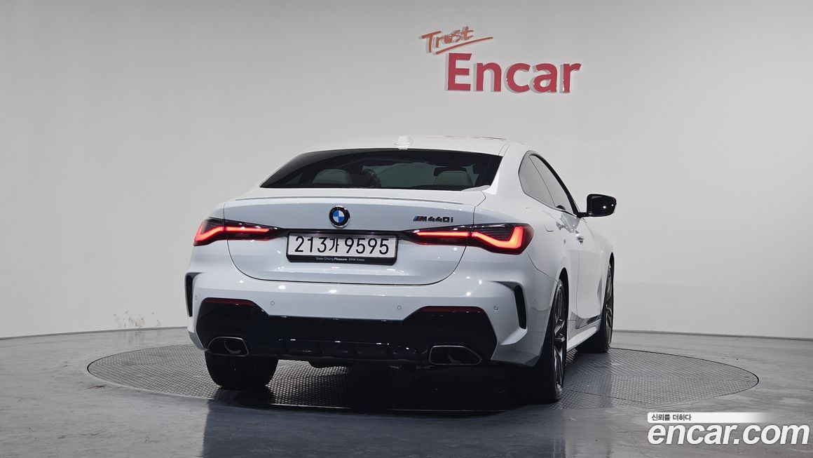 BMW 4-Series M440i xDrive Online Exclusive Coupe, 2024