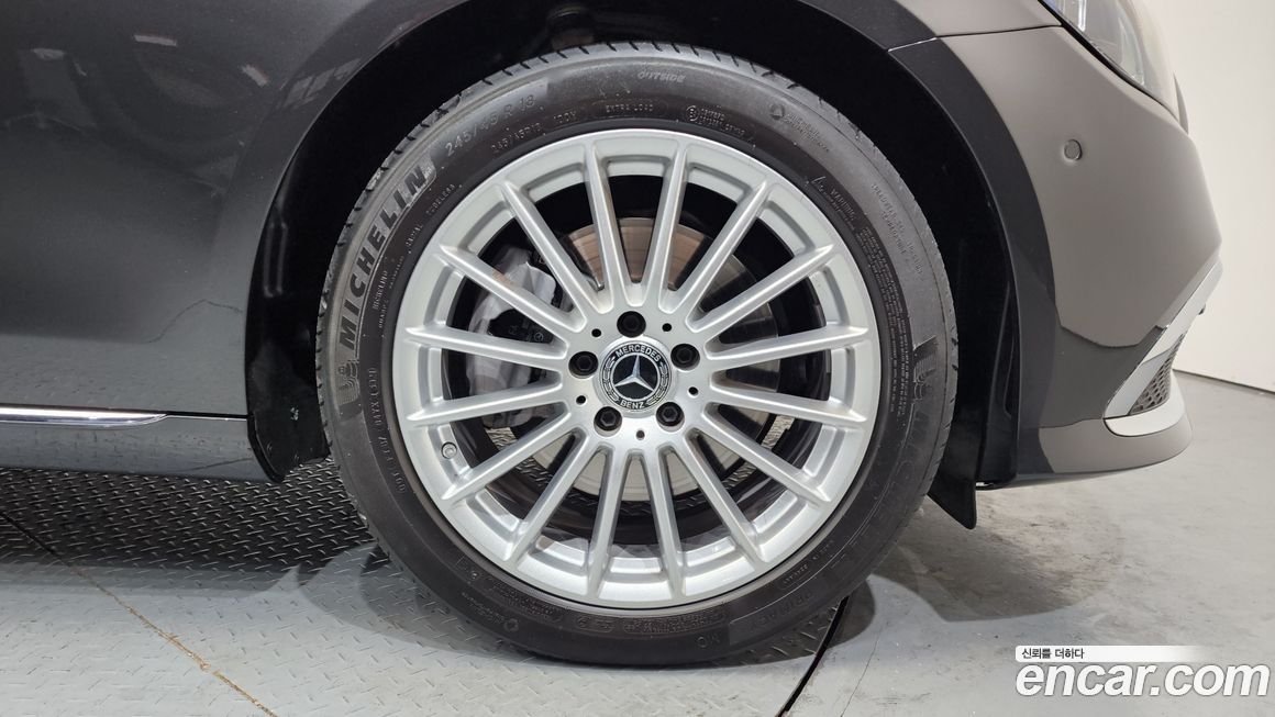 Mercedes-Benz E-Class E250 Exclusive, 2022