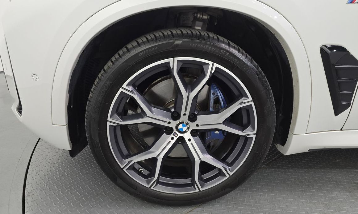 BMW X5 xDrive 40i M Sport, 2025