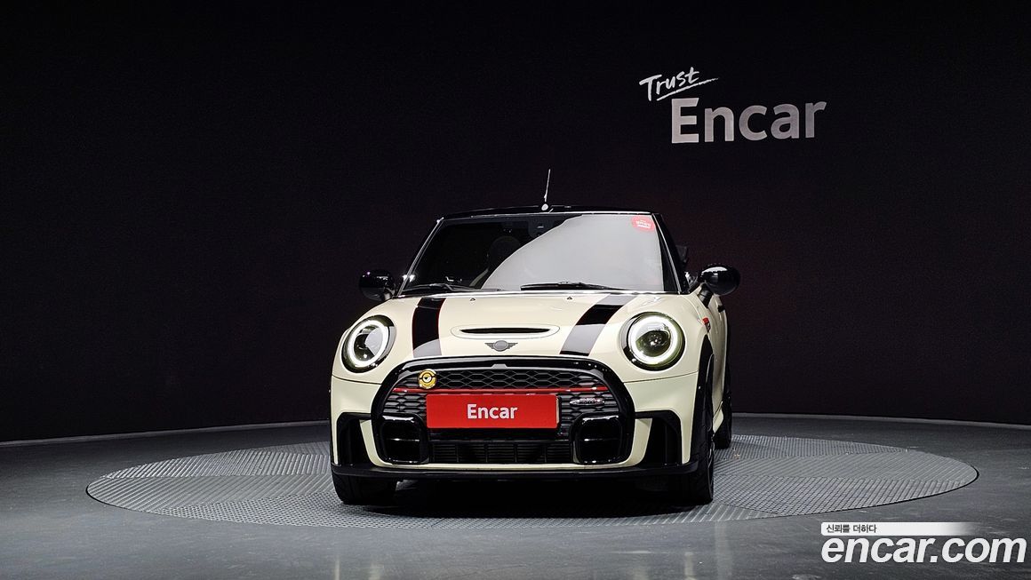 Mini Cooper Convertible JCW, 2022