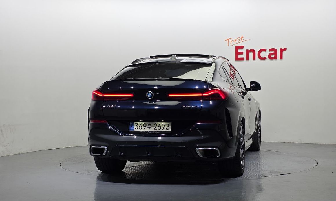 BMW X6 xDrive40i M Sport, 2024