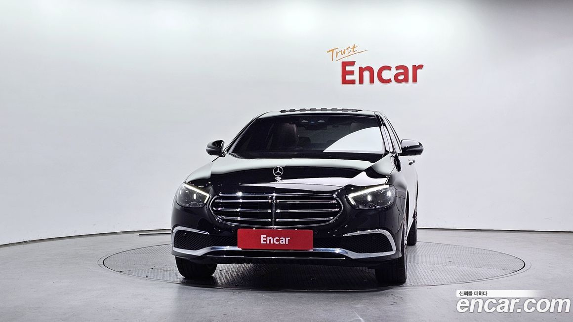 Mercedes-Benz E-Class E350 4MATIC Exclusive, 2023