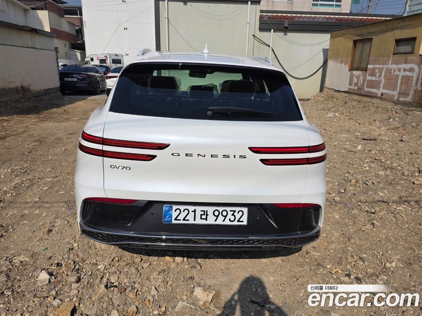 Genesis GV70 2.5T Gasoline 2WD, 2025