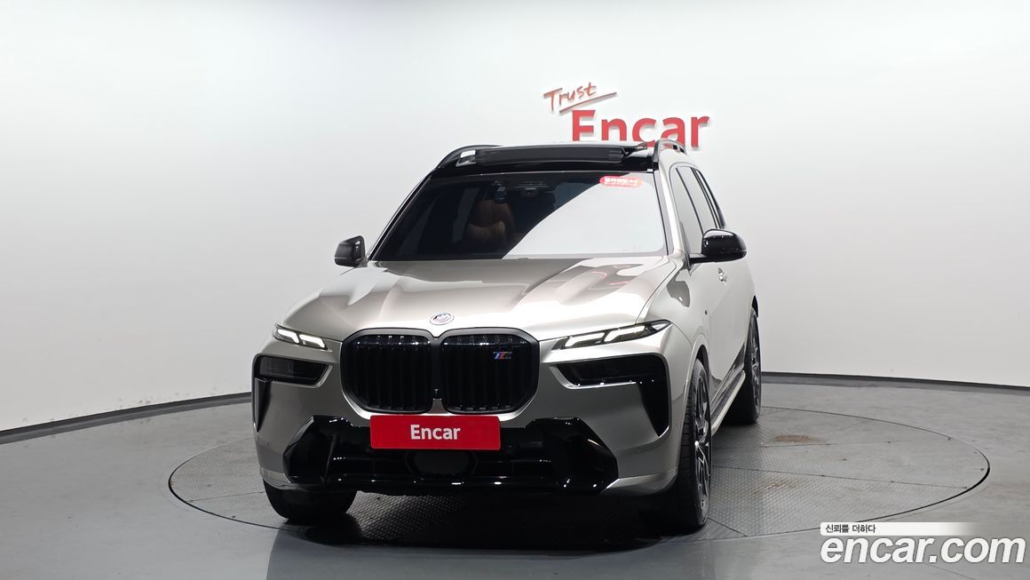 BMW X7 xDrive 40i M Sport 7STR, 2025