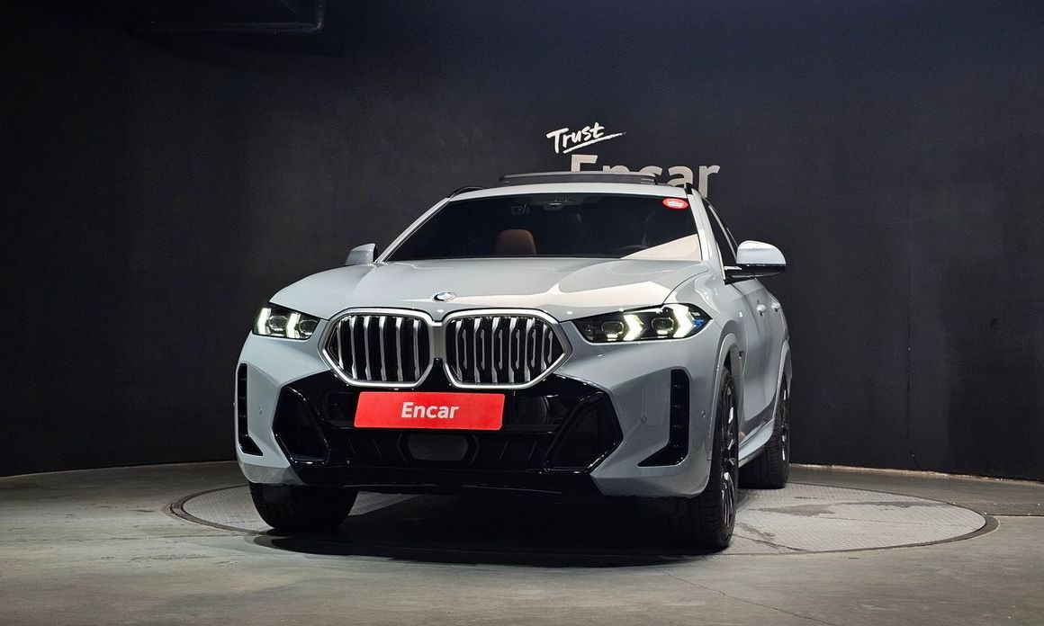 BMW X6 xDrive40i M Sport, 2025