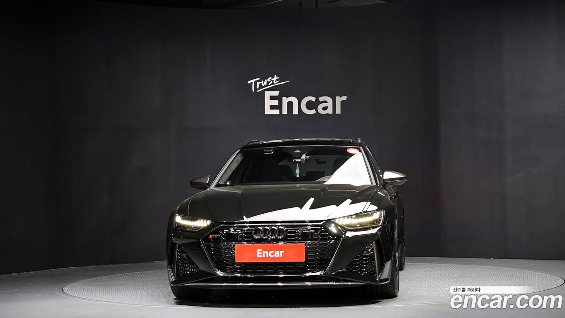 Audi RS6 4.0 TFSI Quattro Avant Performance, 2024