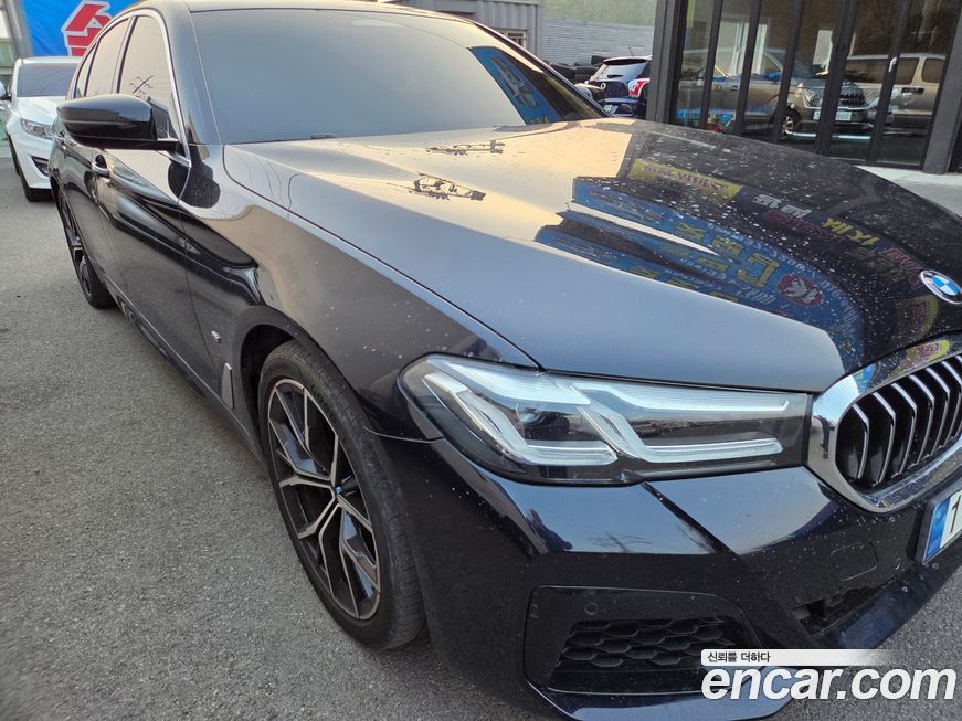 BMW 5-Series 520i M Sport, 2022