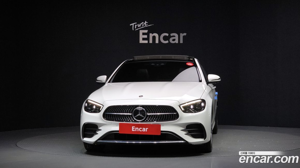 Mercedes-Benz E-Class E350 4MATIC AMG Line, 2022