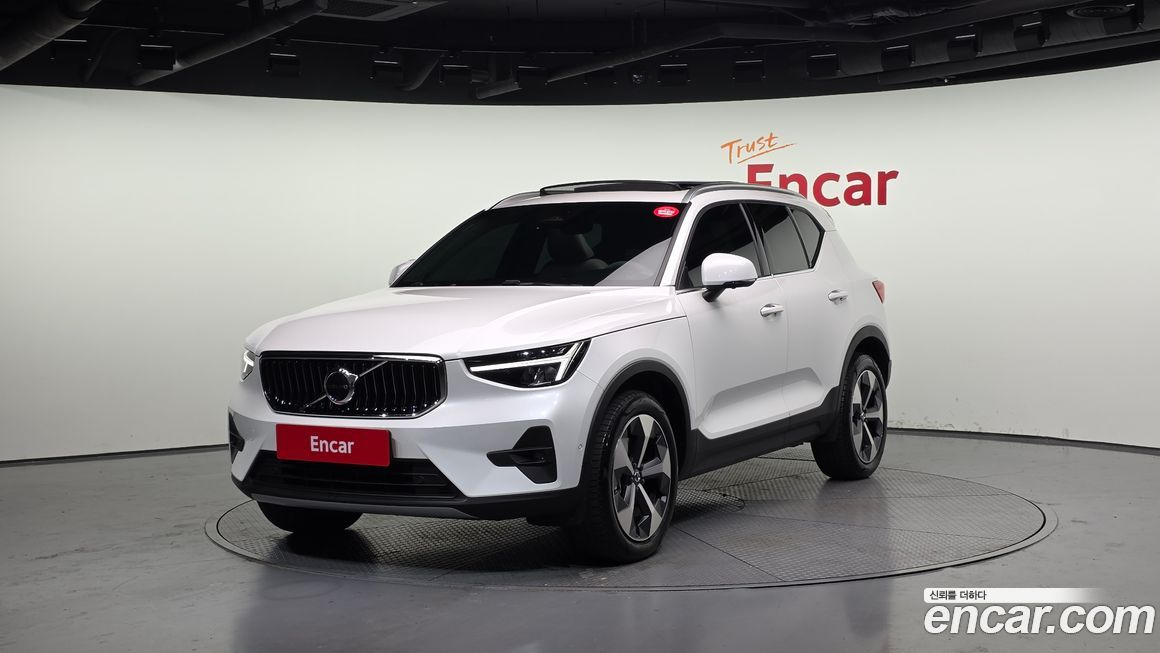 Volvo XC40 B4 Ultimate Bright, 2023