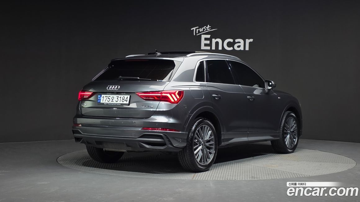 Audi Q3 35 TDI Premium, 2023