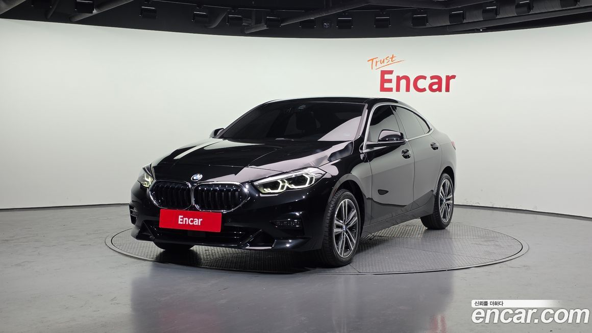 BMW 2-Series 220i Sport, 2024