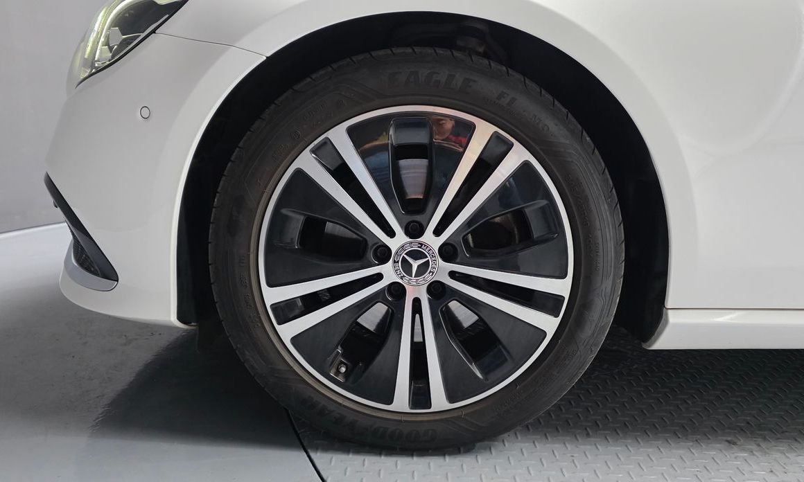 Mercedes-Benz E-Class E250 Avantgarde, 2022