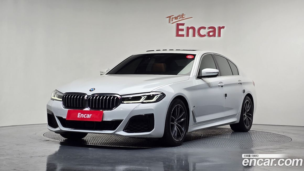 BMW 5-Series 520i M Sport, 2022