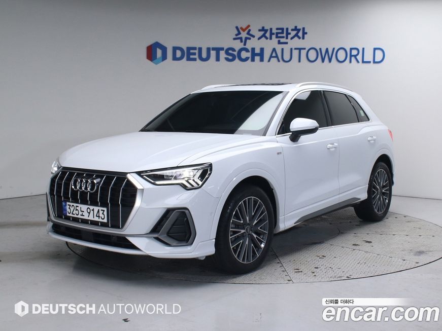 Audi Q3 40 TFSI Quattro Premium, 2023