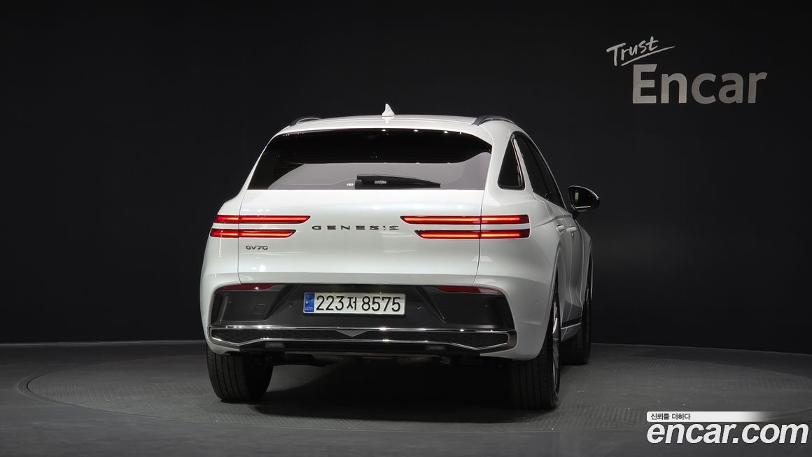 Genesis GV70 2.5T Gasoline 2WD, 2025