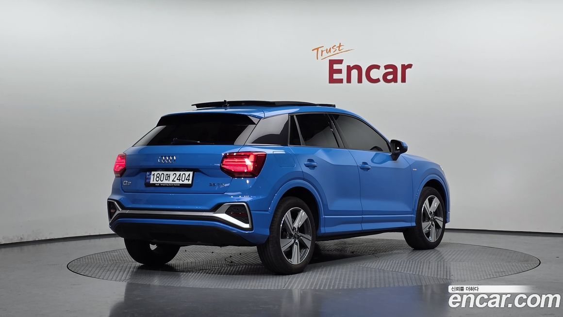 Audi Q2 35 TDI Premium, 2023