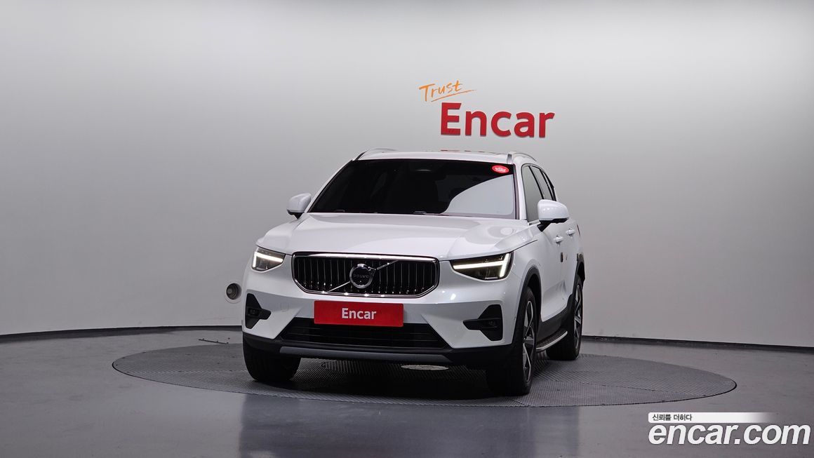 Volvo XC40 B4 Ultimate Bright, 2023