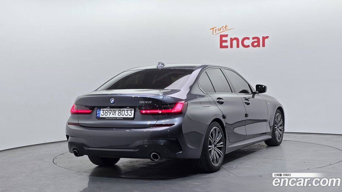 BMW 3-Series 320i M Sport, 2022