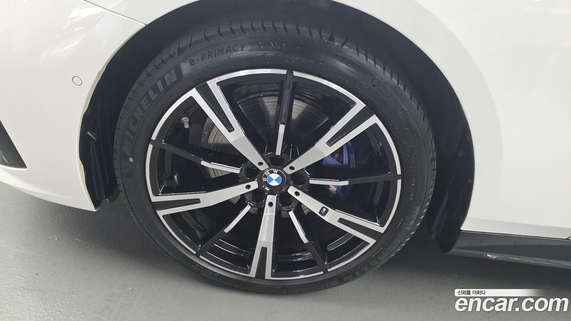 BMW 5-Series 530i xDrive M Sport, 2025