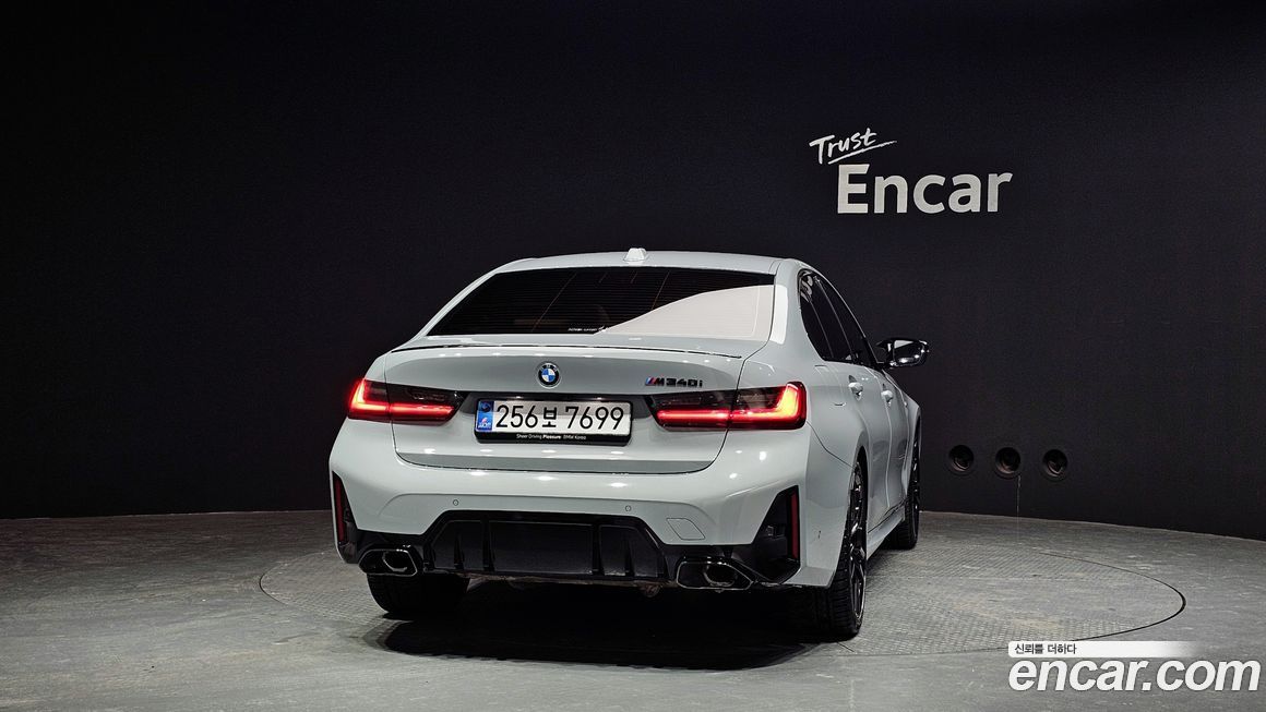 BMW 3-Series M340i Pro, 2025