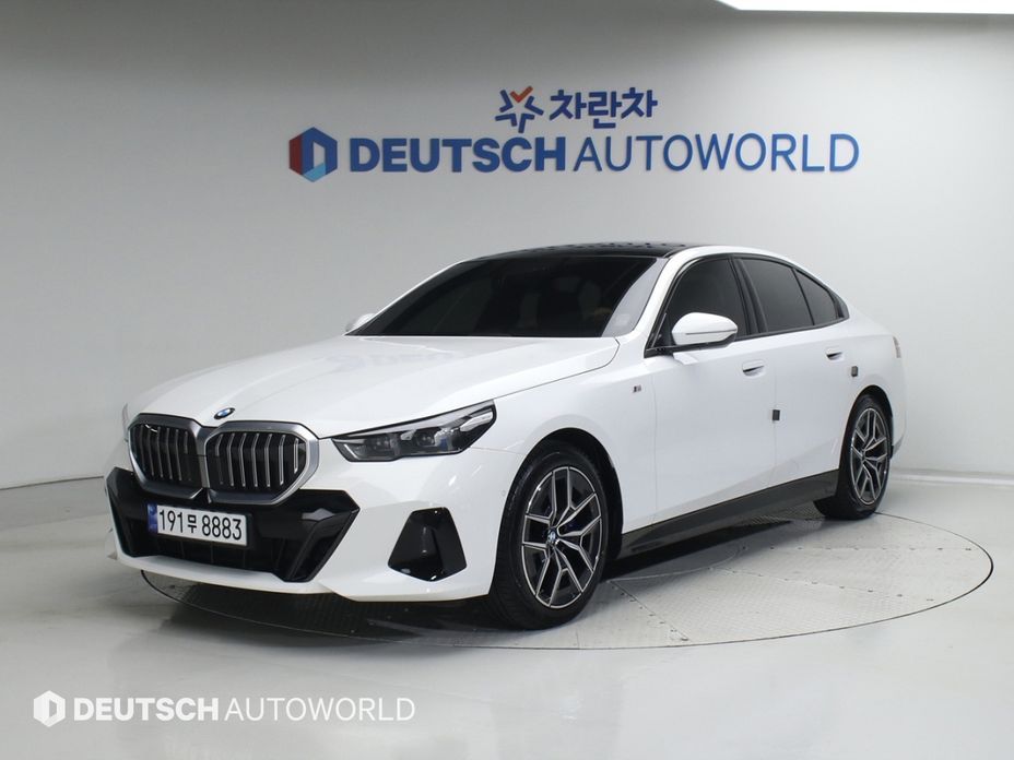 BMW 5-Series 520i M Sport, 2024