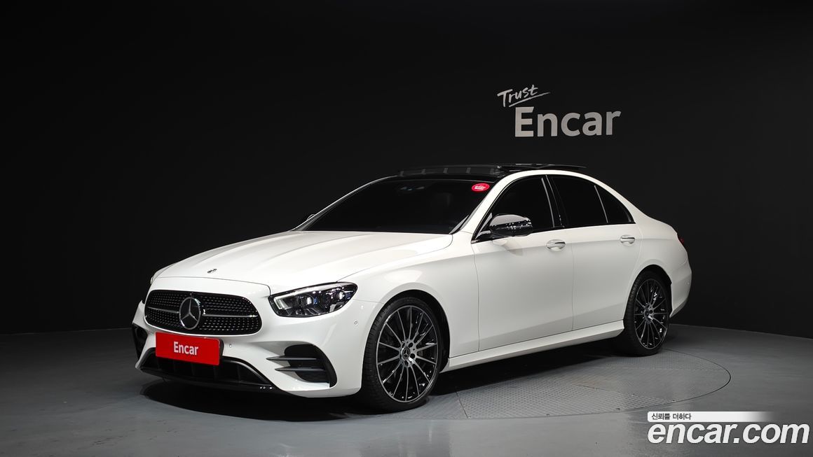 Mercedes-Benz E-Class E350 4MATIC AMG Line, 2023