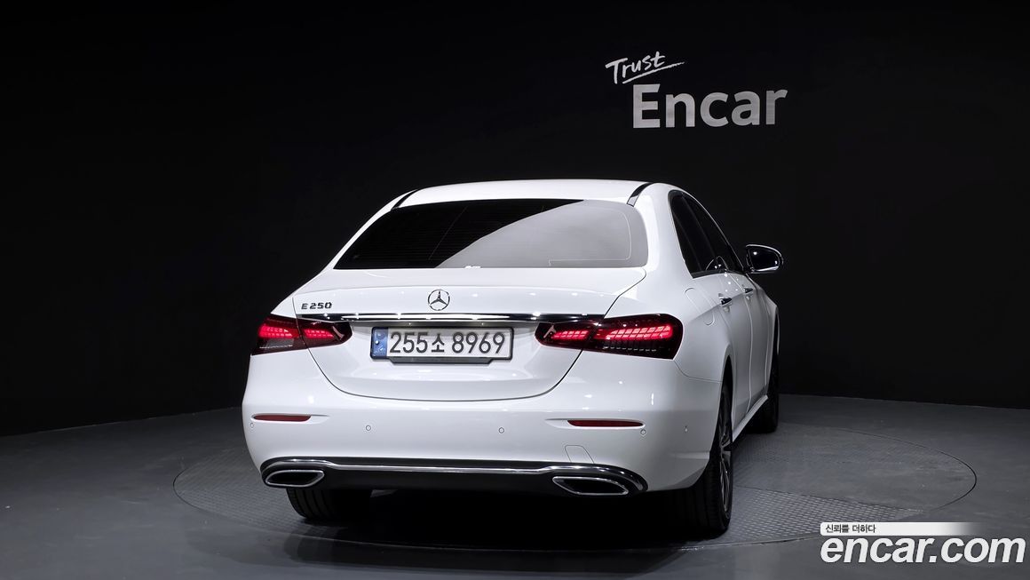 Mercedes-Benz E-Class E250 Avantgarde, 2022