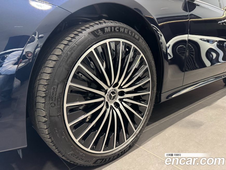 Mercedes-Benz E-Class E450 4MATIC Exclusive, 2024