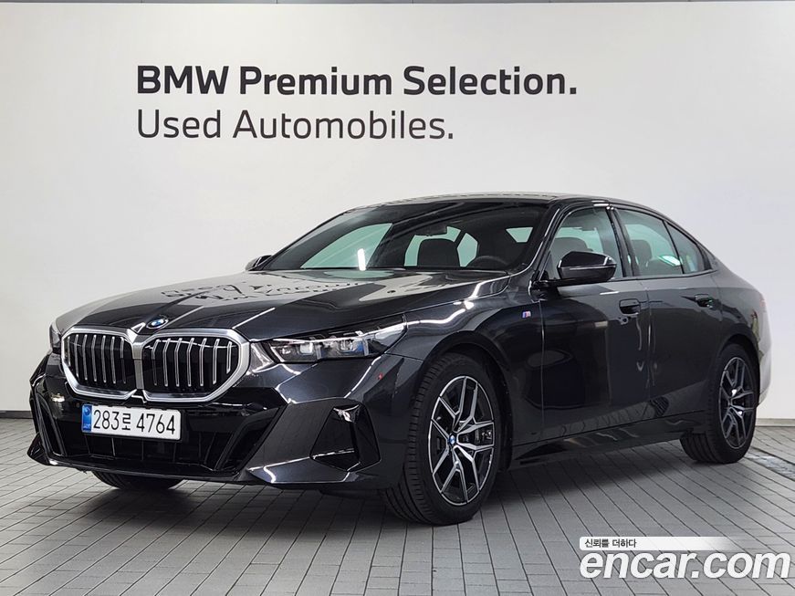 BMW 5-Series 523d M Sport, 2025