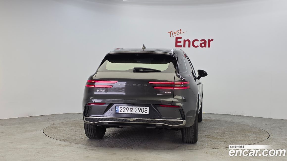 Genesis GV70 2.5T Gasoline AWD, 2025