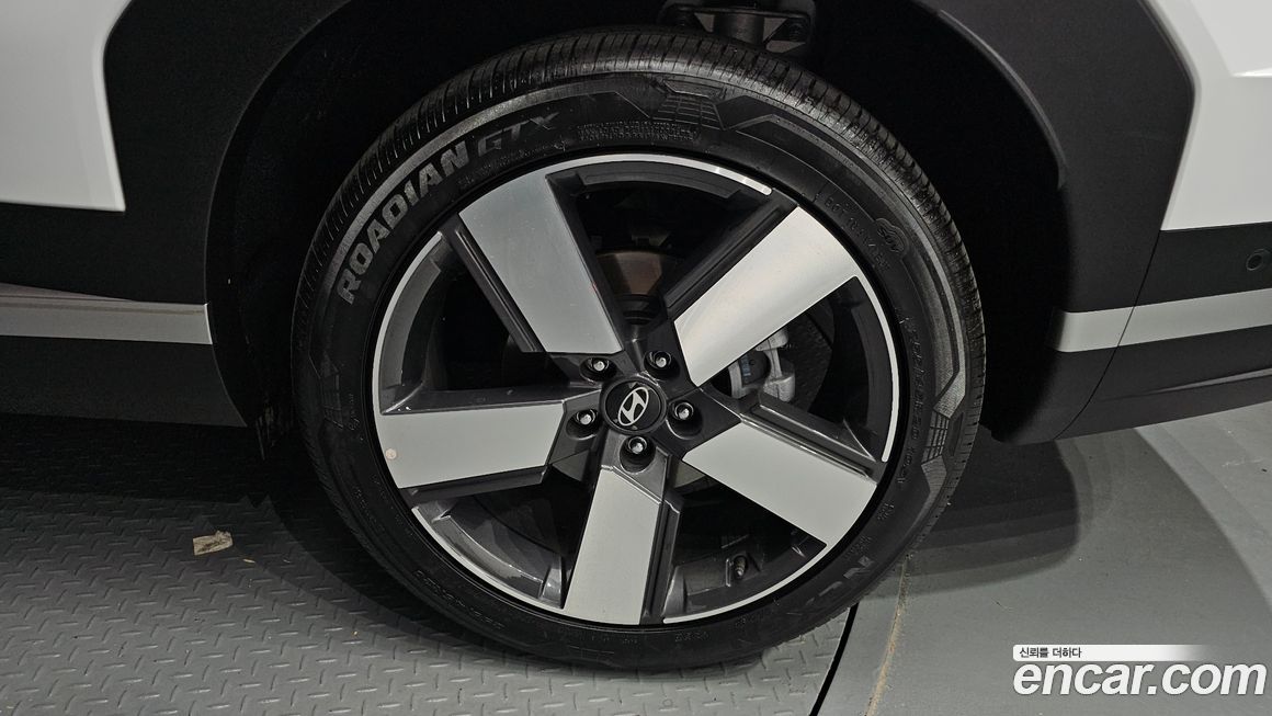 Hyundai Santafe Gasoline 2.5T 2WD, 2025