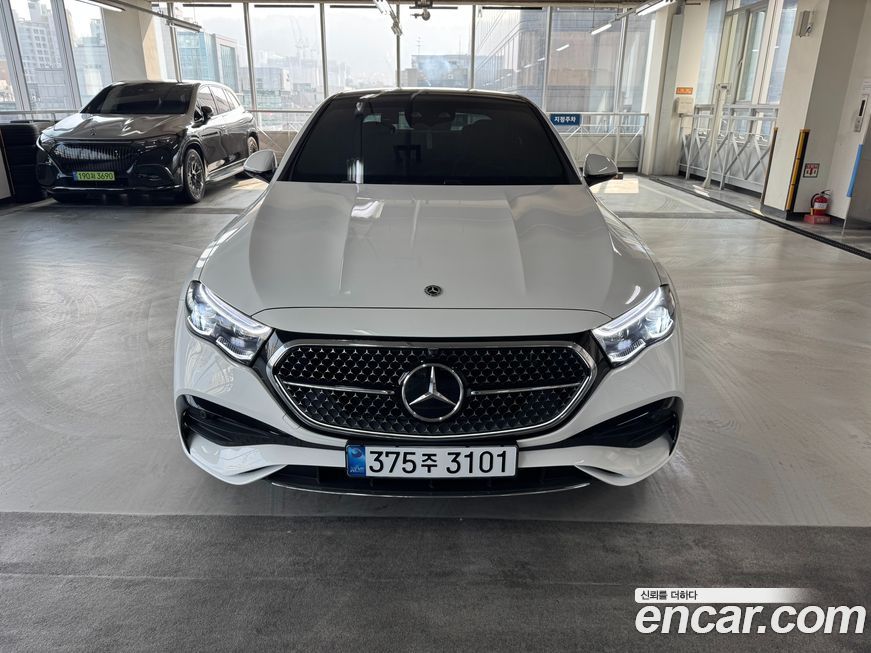 Mercedes-Benz E-Class E300 4MATIC AMG Line, 2026