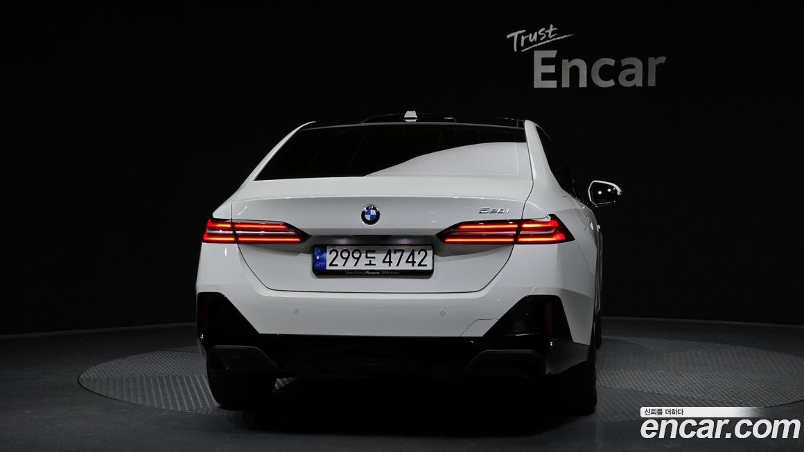 BMW 5-Series 520i M Sport, 2024