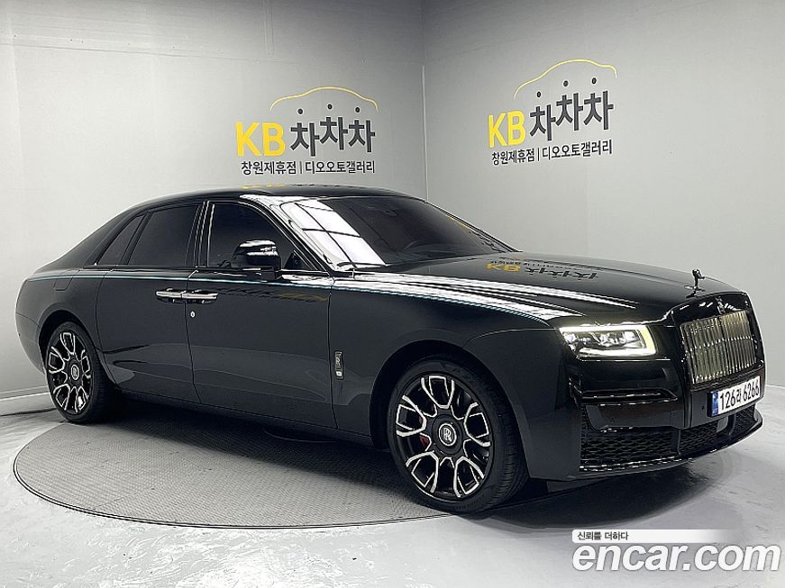 Rolls-Royce Ghost 6.7 V12 Black Badge, 2023