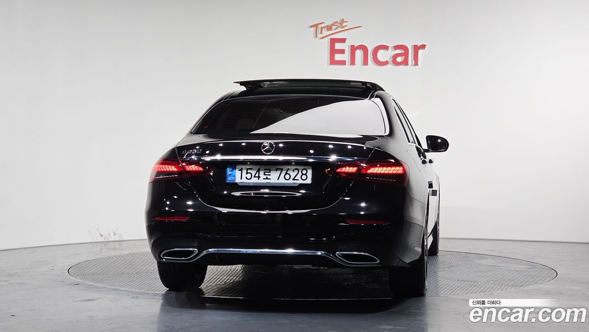 Mercedes-Benz E-Class E250 AMG Line, 2023
