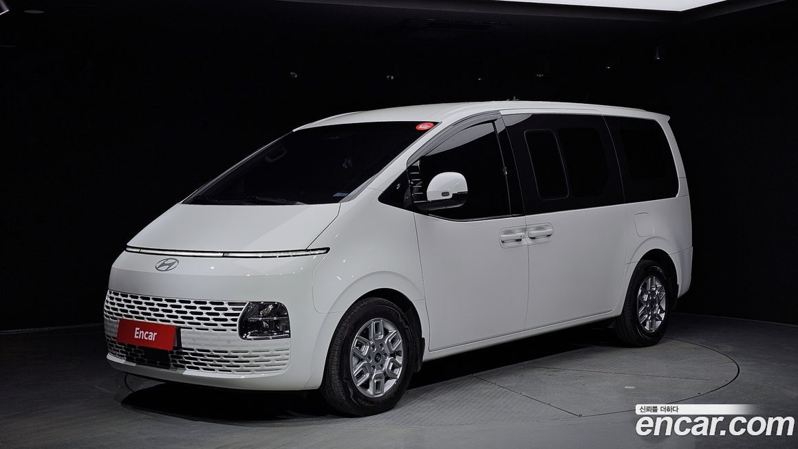 Hyundai Staria Cargo 5-Seater, 2025