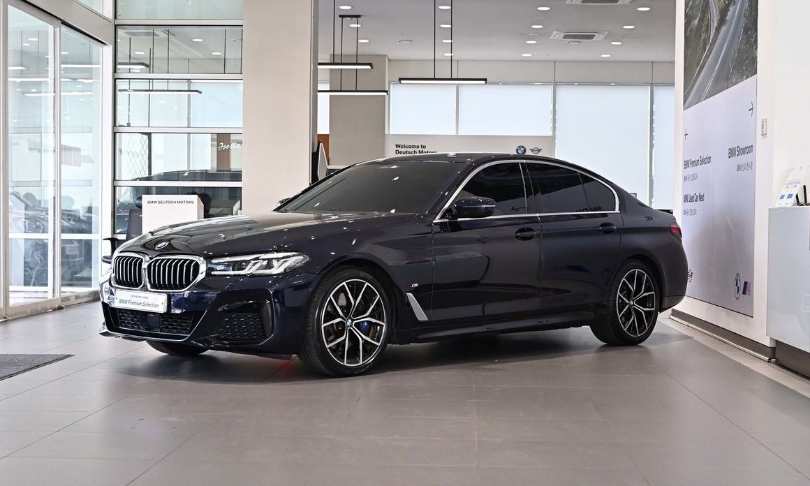 BMW 5-Series 530i xDrive M Sport Package, 2022