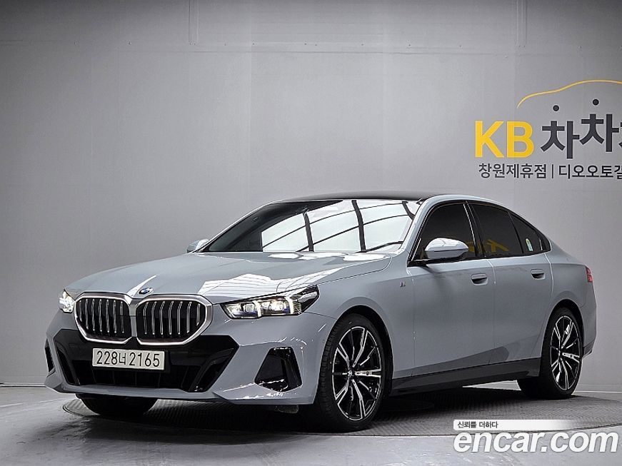 BMW 5-Series 530i xDrive M Sport, 2025
