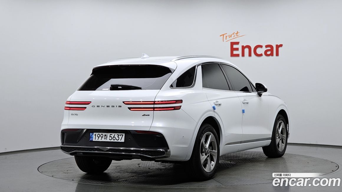 Genesis GV70 2.5T Gasoline AWD, 2025