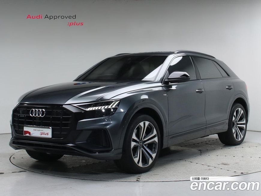 Audi Q8 55 TFSI Quattro Premium, 2023