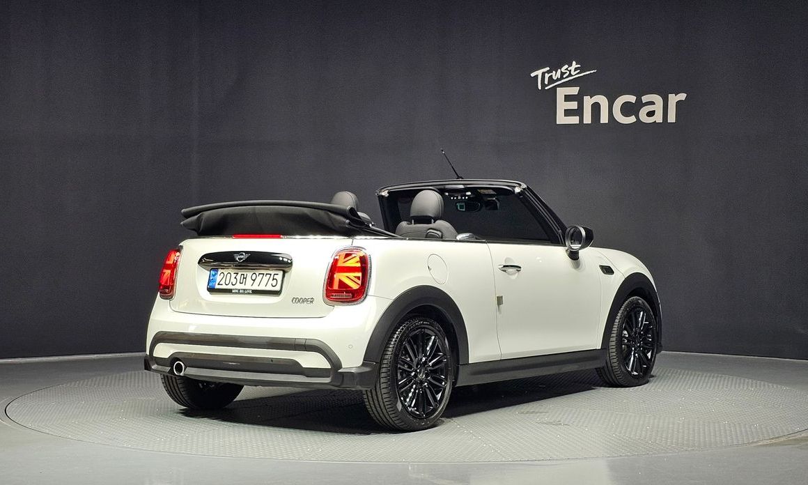 Mini Cooper Convertible Classic, 2024