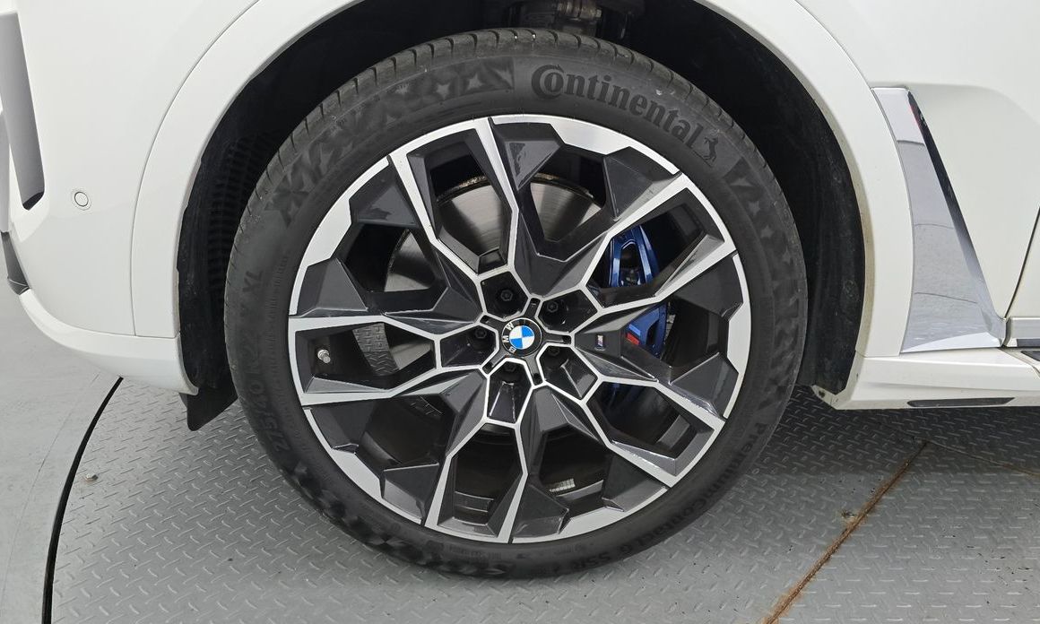 BMW X7 xDrive 40i M Sport 6STR, 2025