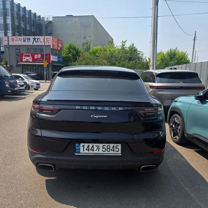 Porsche Cayenne 3.0 Coupe, 2022
