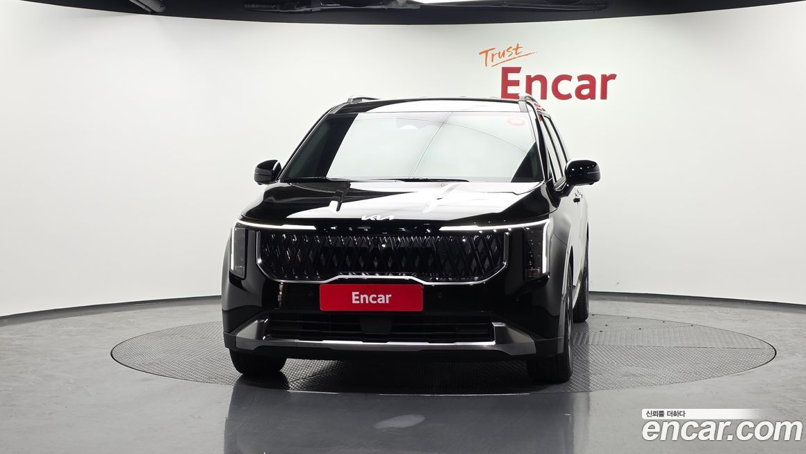 Kia Carnival Gasoline 7-Seater Signature, 2025
