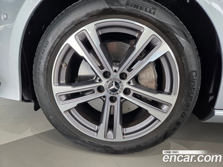 Mercedes-Benz E-Class E350 4MATIC Avantgarde, 2022