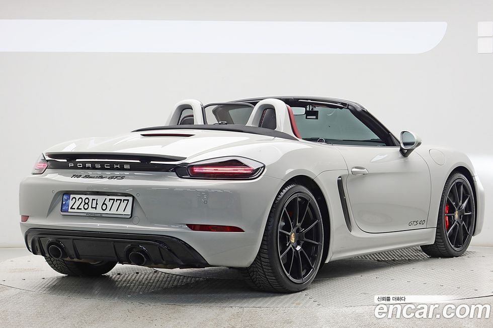 Porsche 718 4.0 GTS, 2024