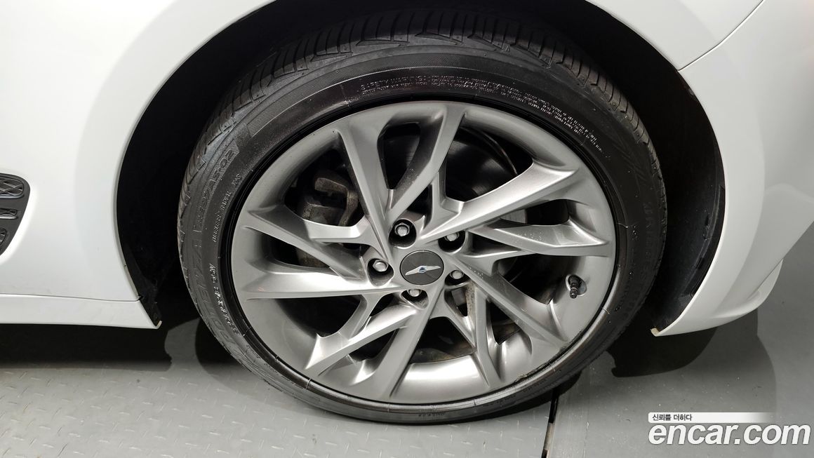 Genesis G70 Gasoline 2.0T 2WD, 2023