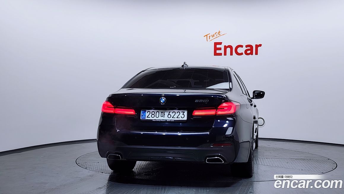 BMW 5-Series 520i M Sport, 2022