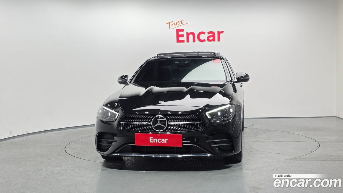 Mercedes-Benz E-Class E350 4MATIC AMG Line, 2022