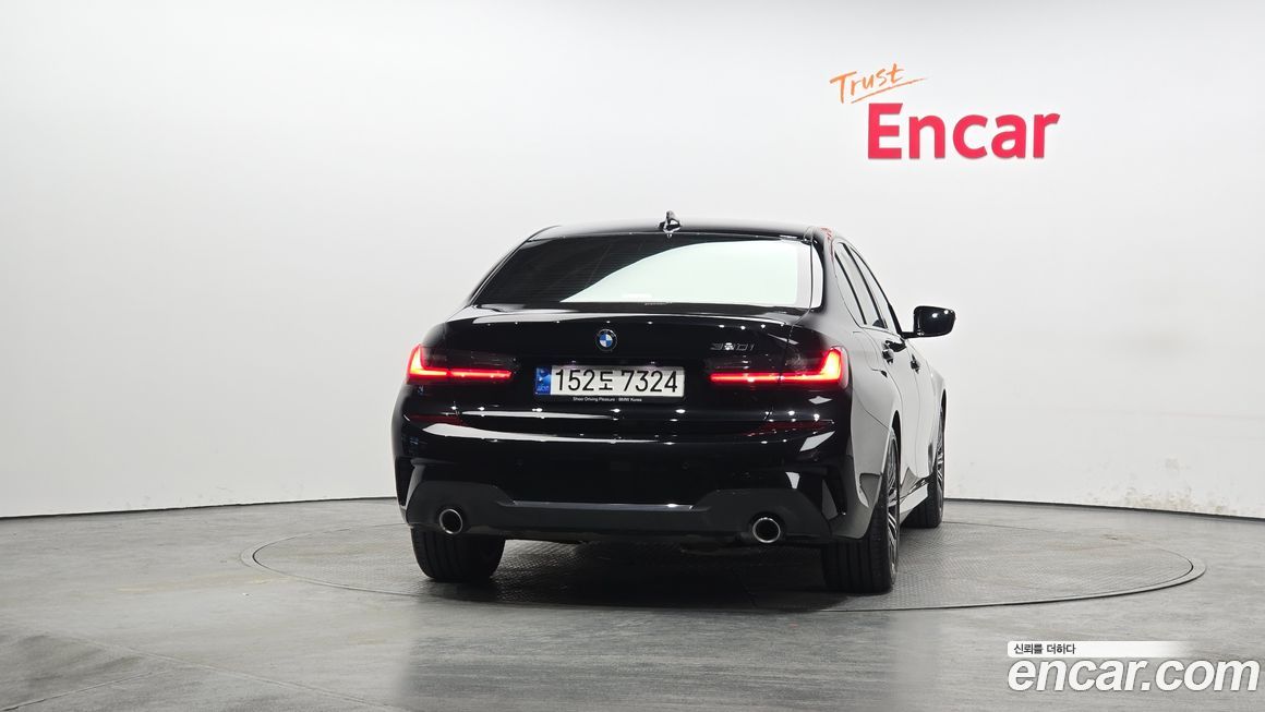 BMW 3-Series 320i M Sport, 2022